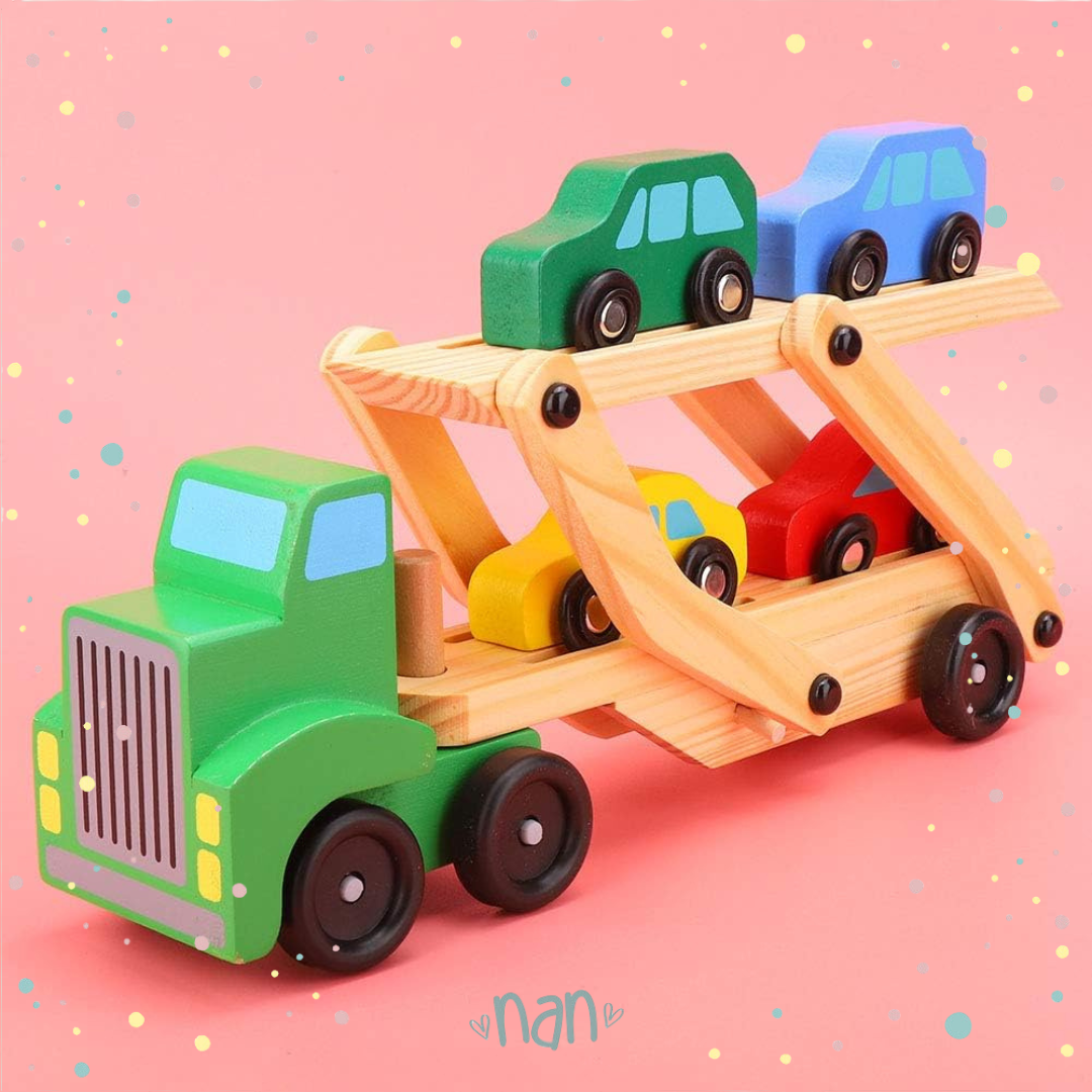 Camion con remolque y 4 autitos